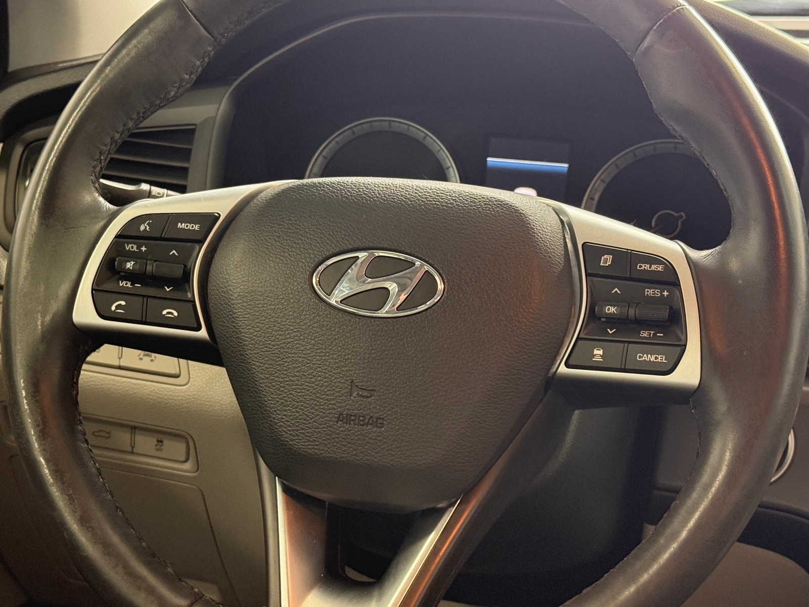 Thumbnail: 2019 Hyundai Sonata - 5