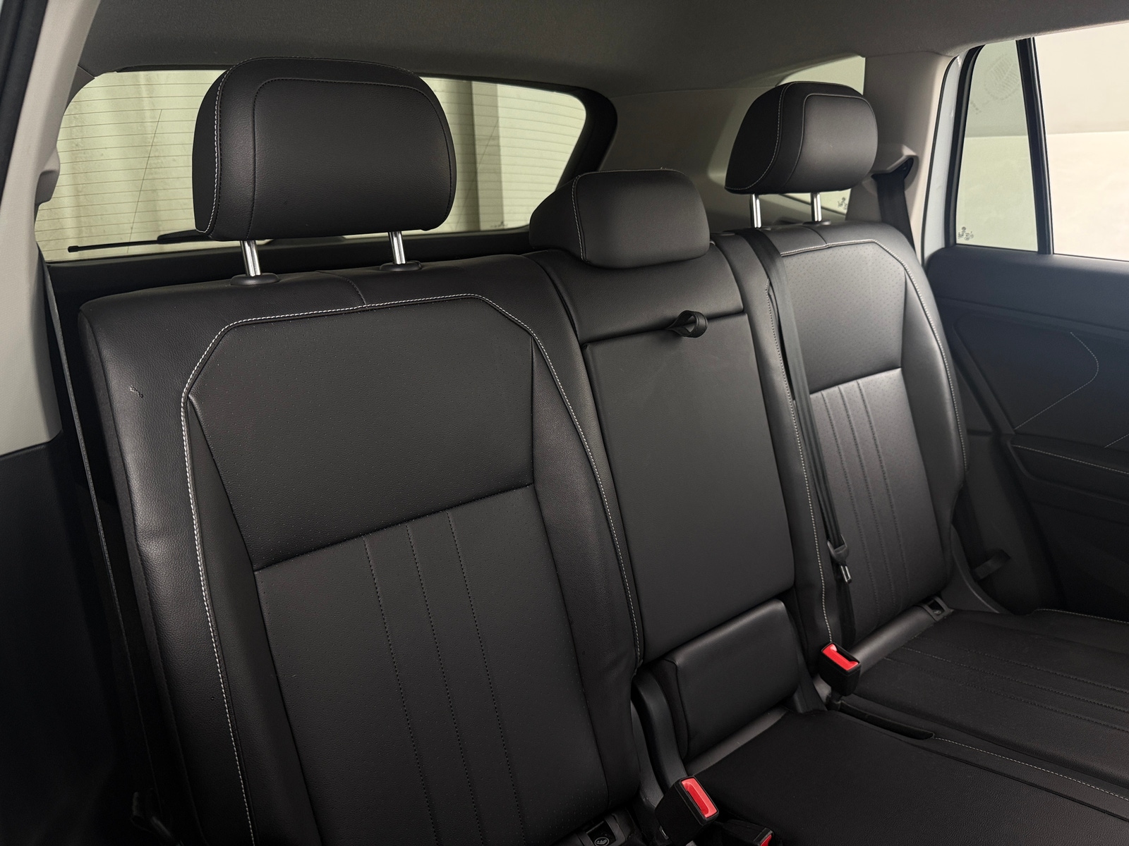 Thumbnail: 2024 Volkswagen Tiguan - 5