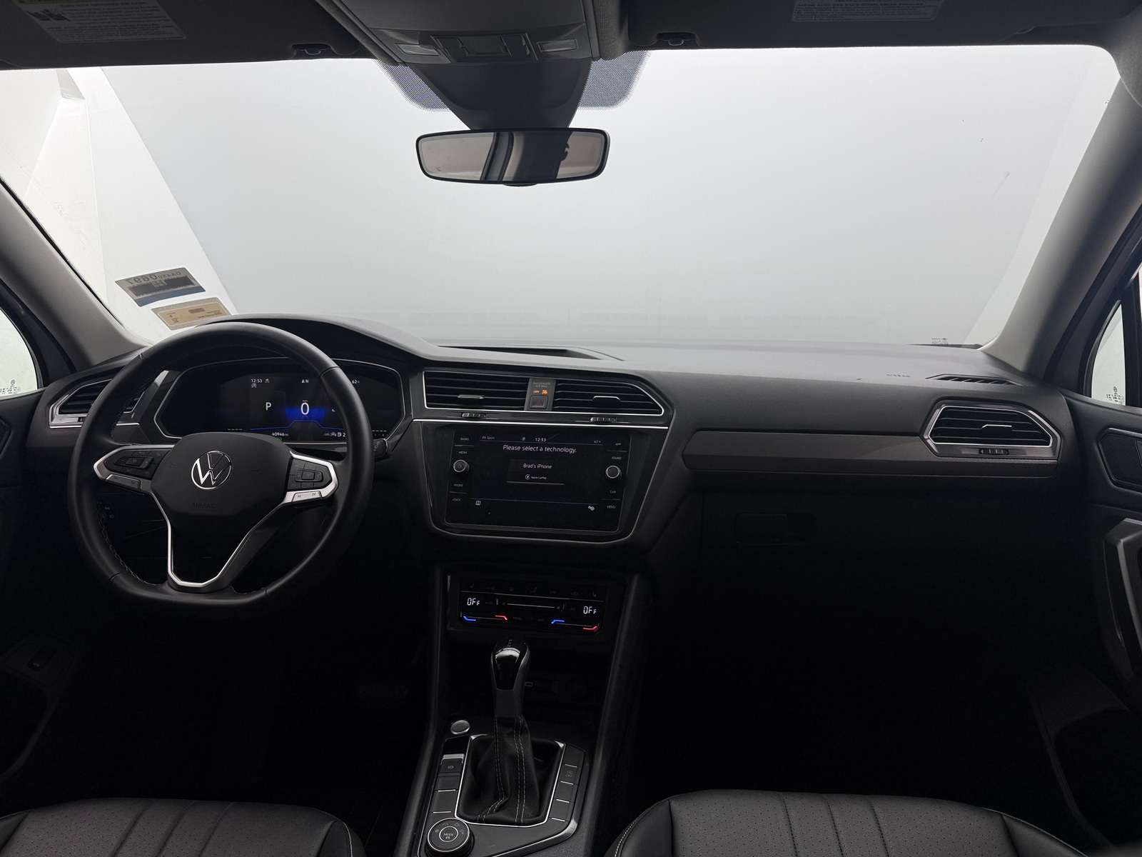 Thumbnail: 2024 Volkswagen Tiguan - 2