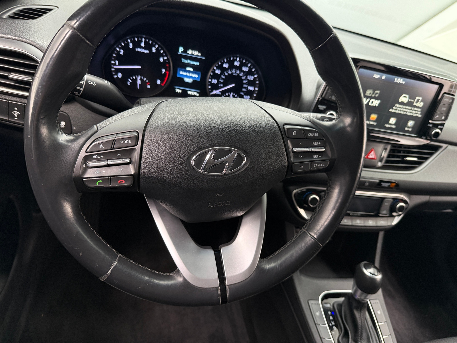 Thumbnail: 2020 Hyundai Elantra - 4