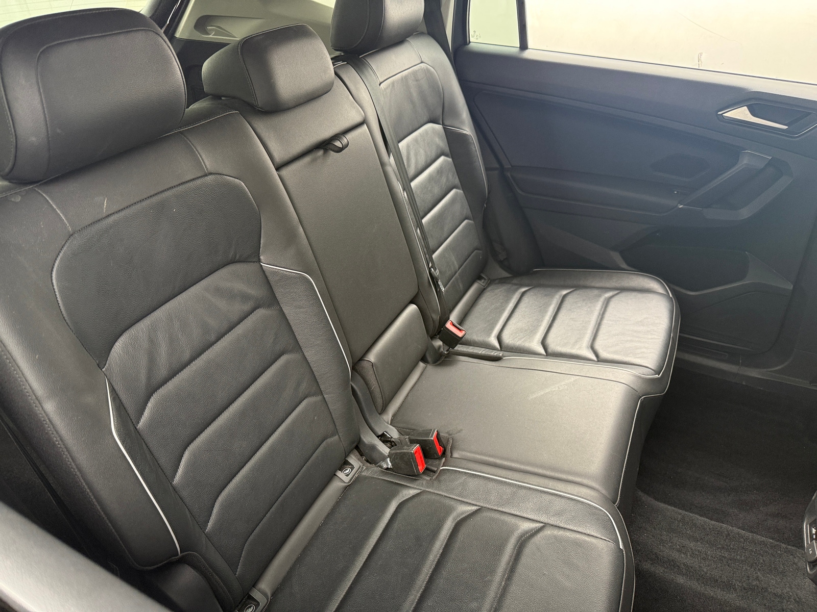 Thumbnail: 2018 Volkswagen Tiguan - 5