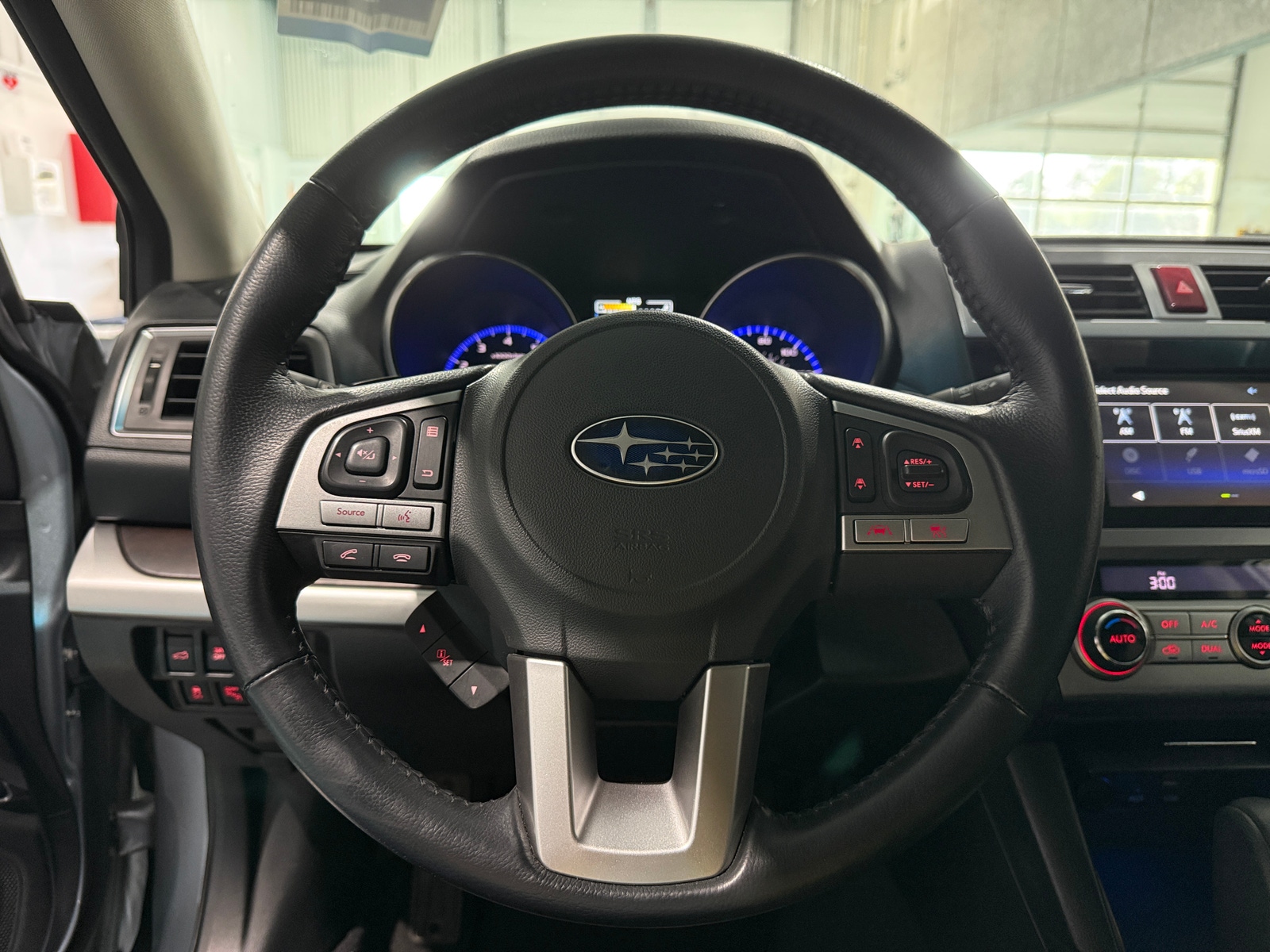 Thumbnail: 2017 Subaru Outback - 4