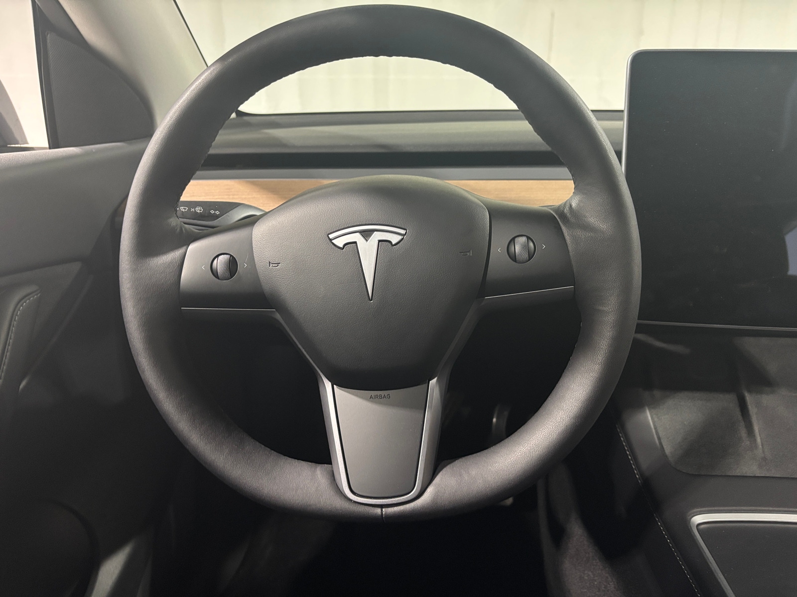 Thumbnail: 2022 Tesla Model Y - 4