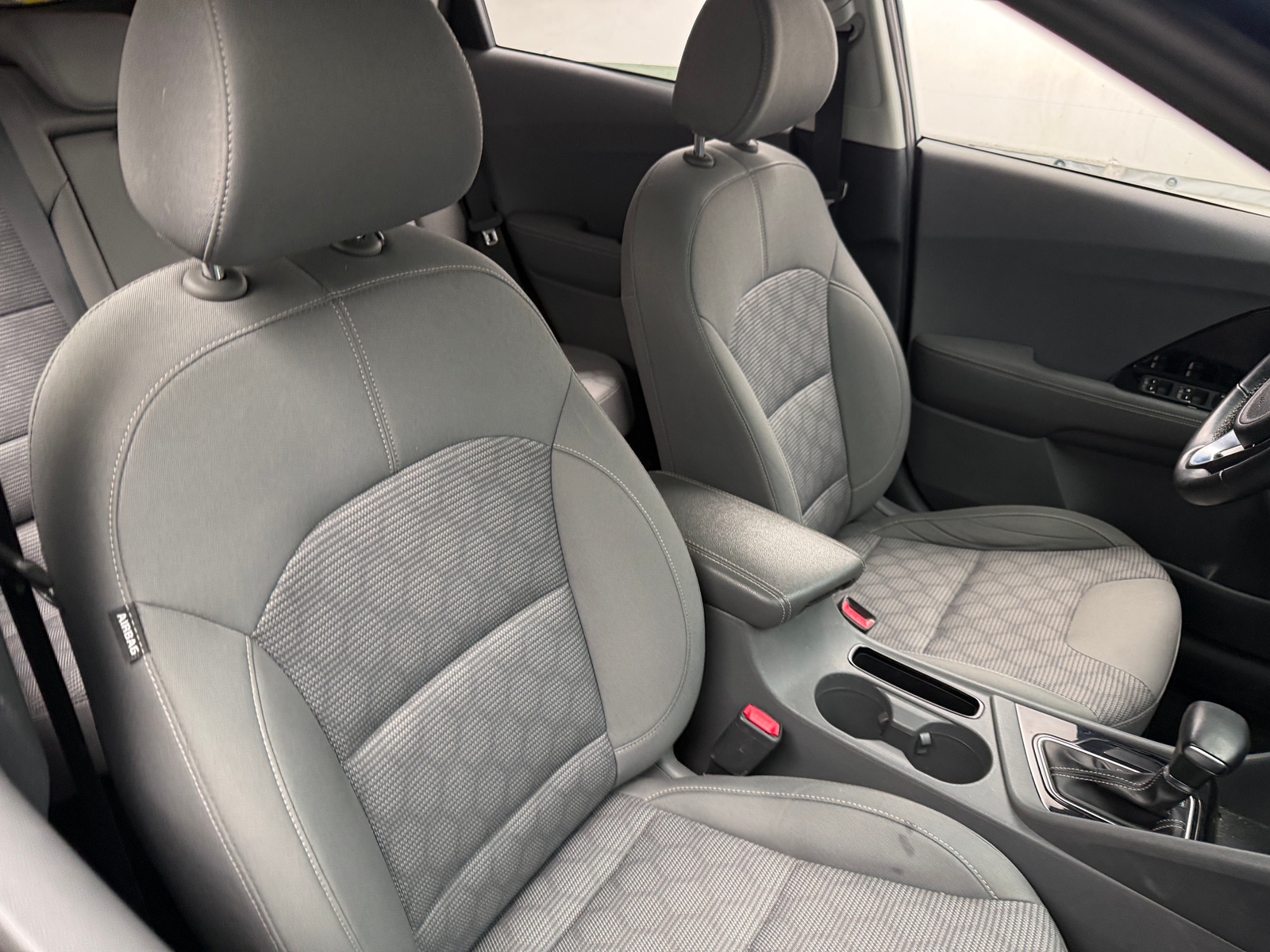Thumbnail: 2021 Kia Niro - 2