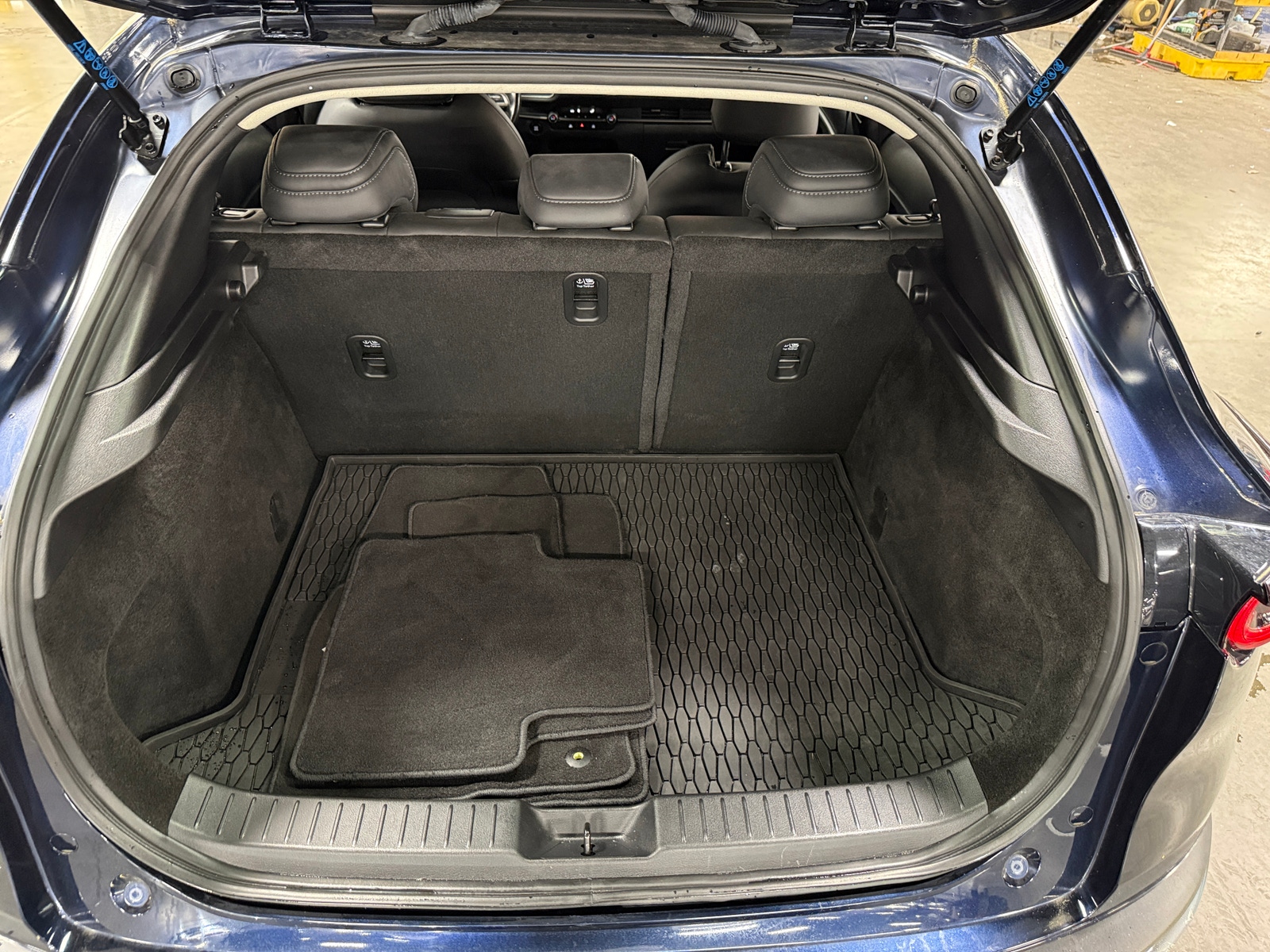 Thumbnail: 2023 Mazda CX-30 - 6