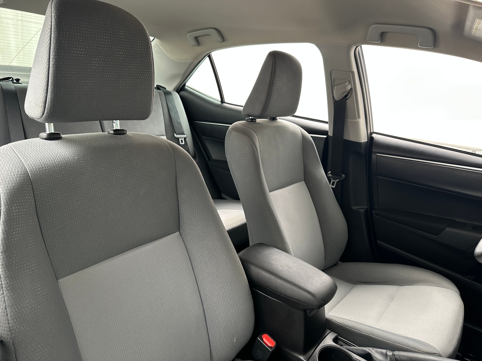 Thumbnail: 2016 Toyota Corolla - 2