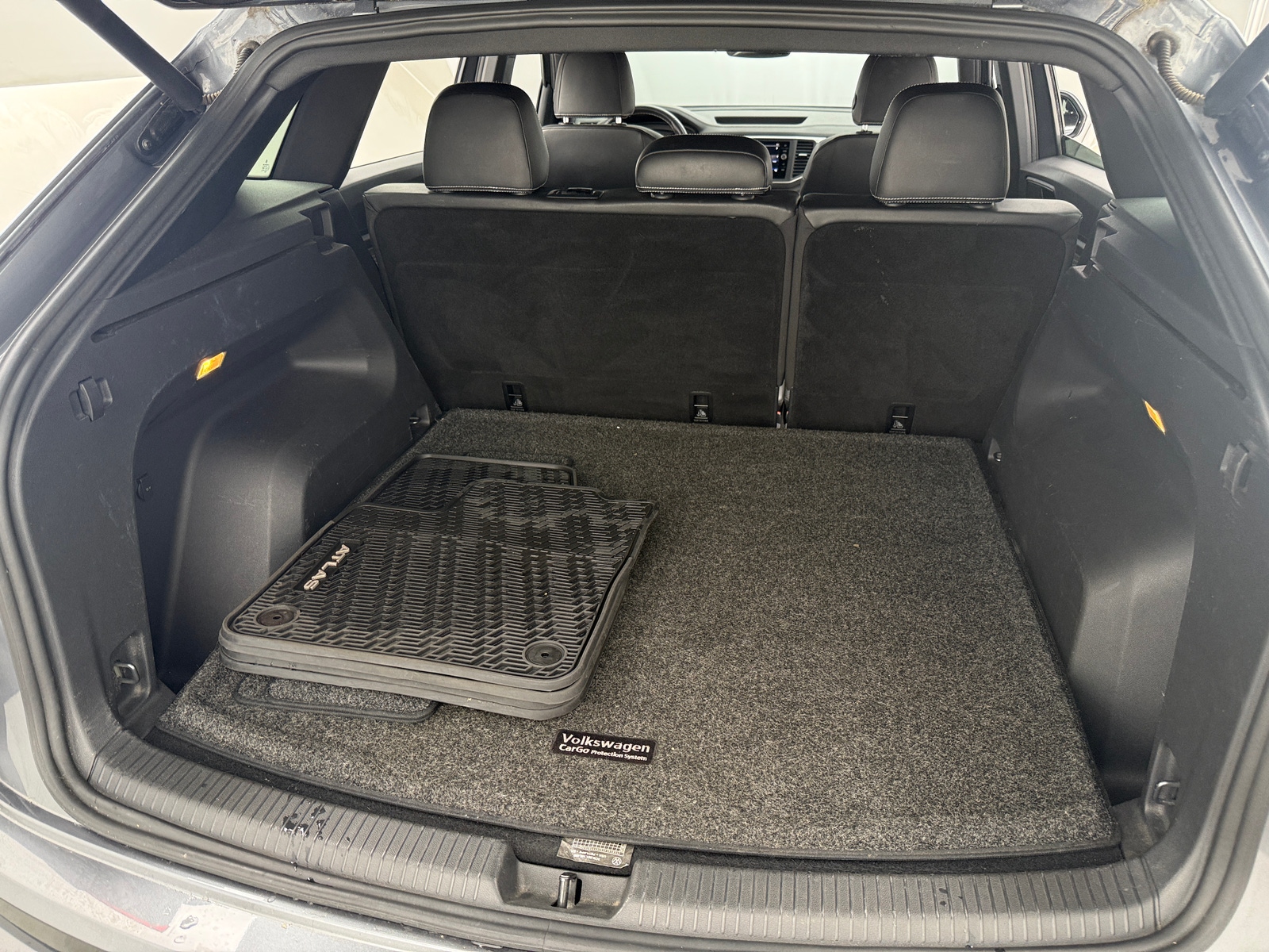 Thumbnail: 2021 Volkswagen Atlas - 6