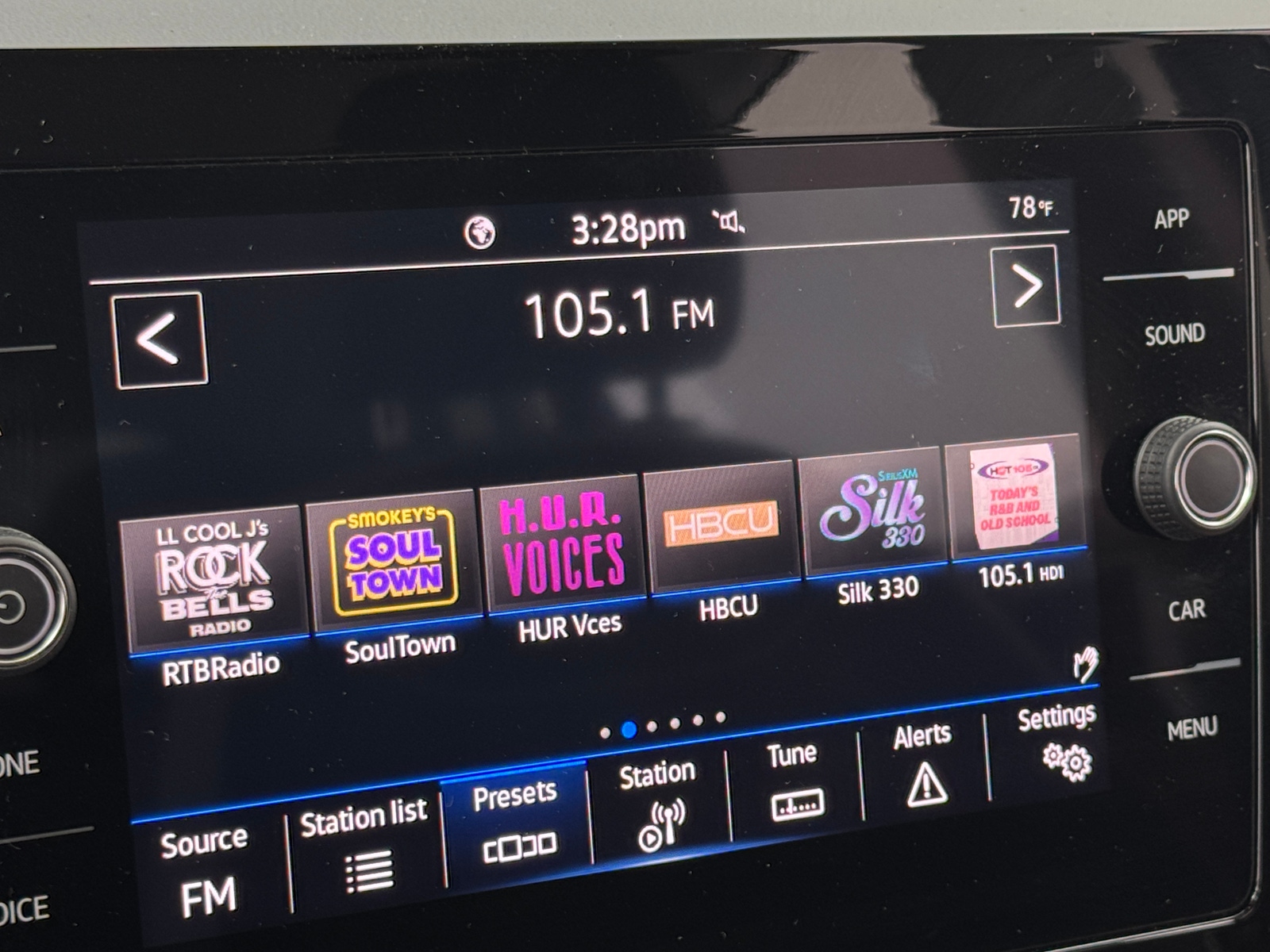 Thumbnail: 2025 Volkswagen Taos - 4