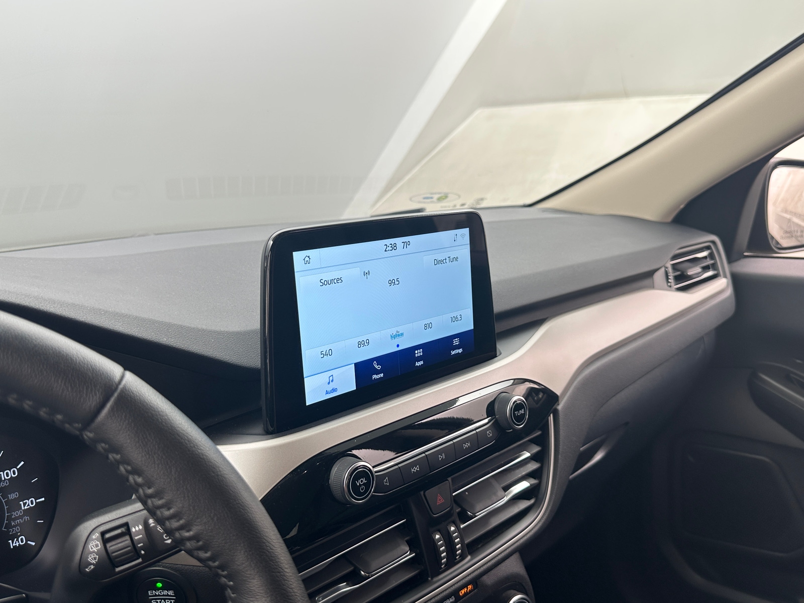 Thumbnail: 2020 Ford Escape - 3