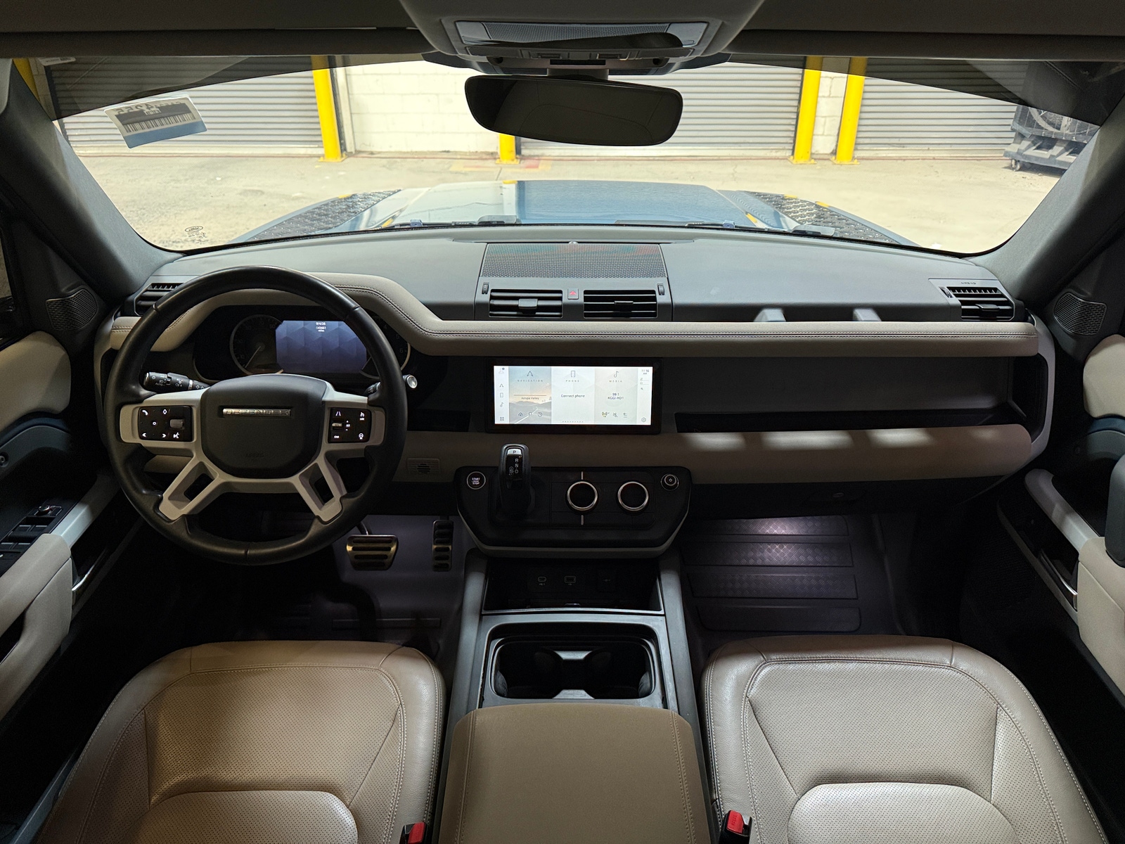 Thumbnail: 2023 Land Rover Defender - 2
