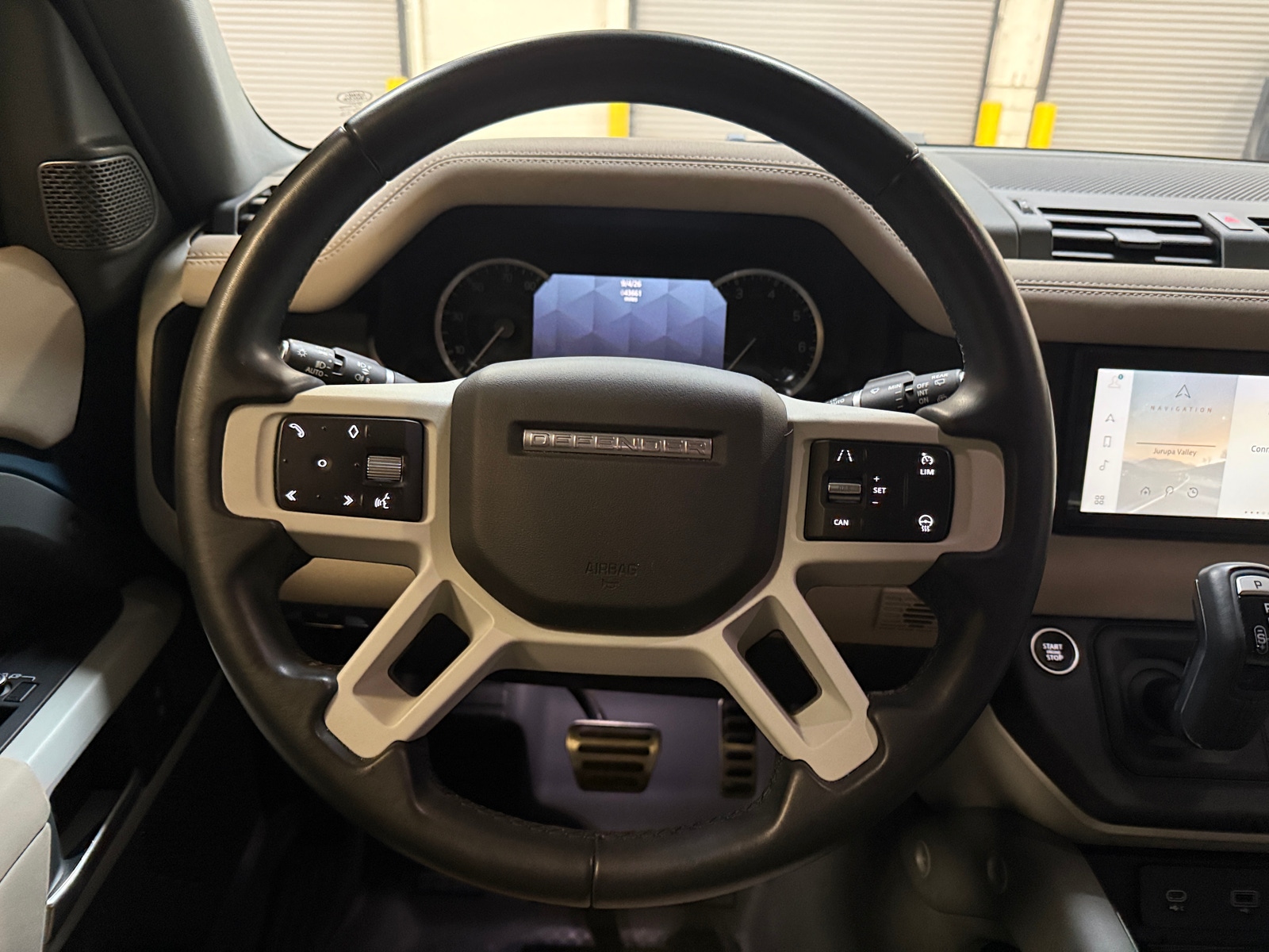 Thumbnail: 2023 Land Rover Defender - 4