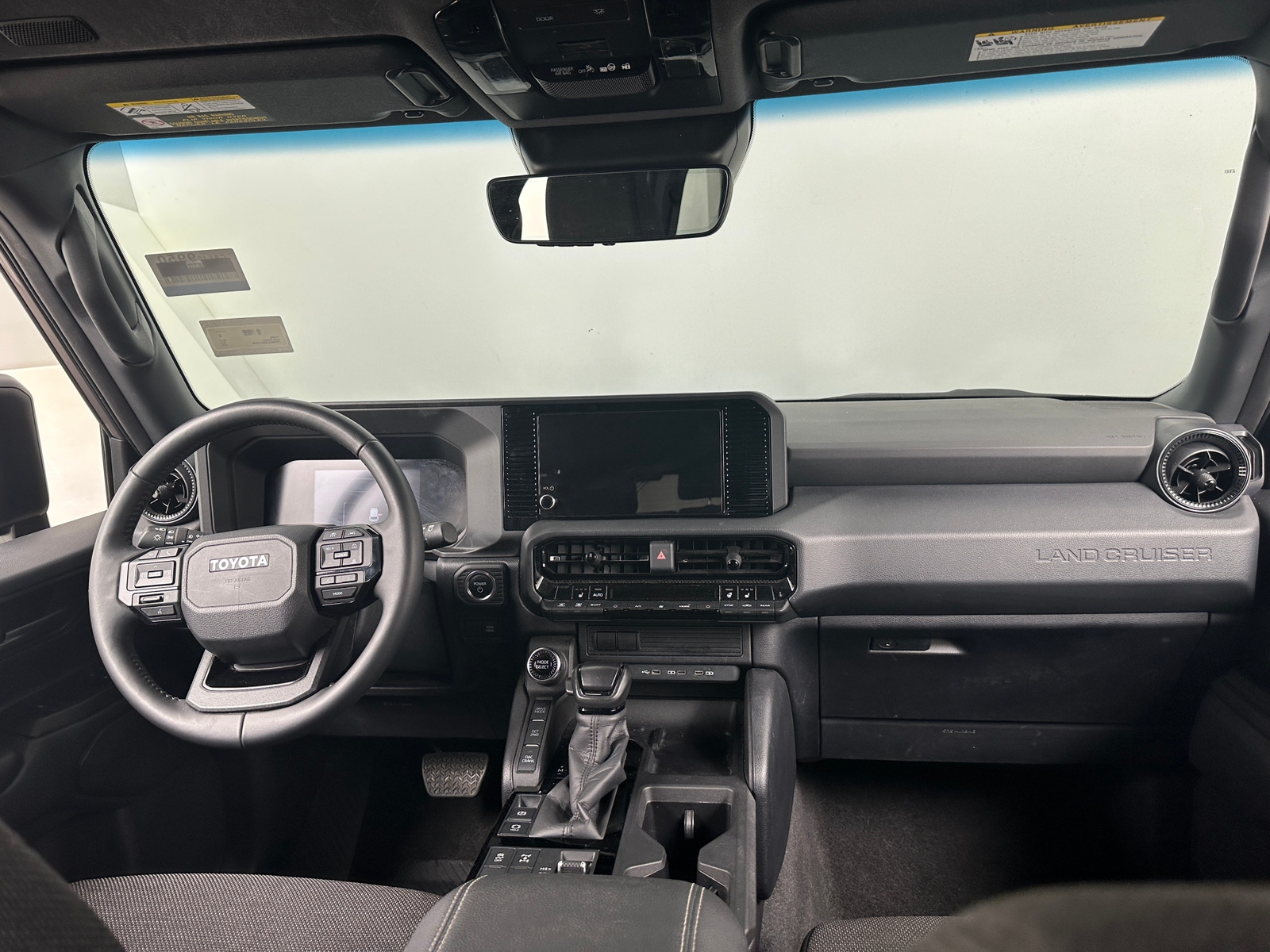 Thumbnail: 2025 Toyota Land Cruiser - 3