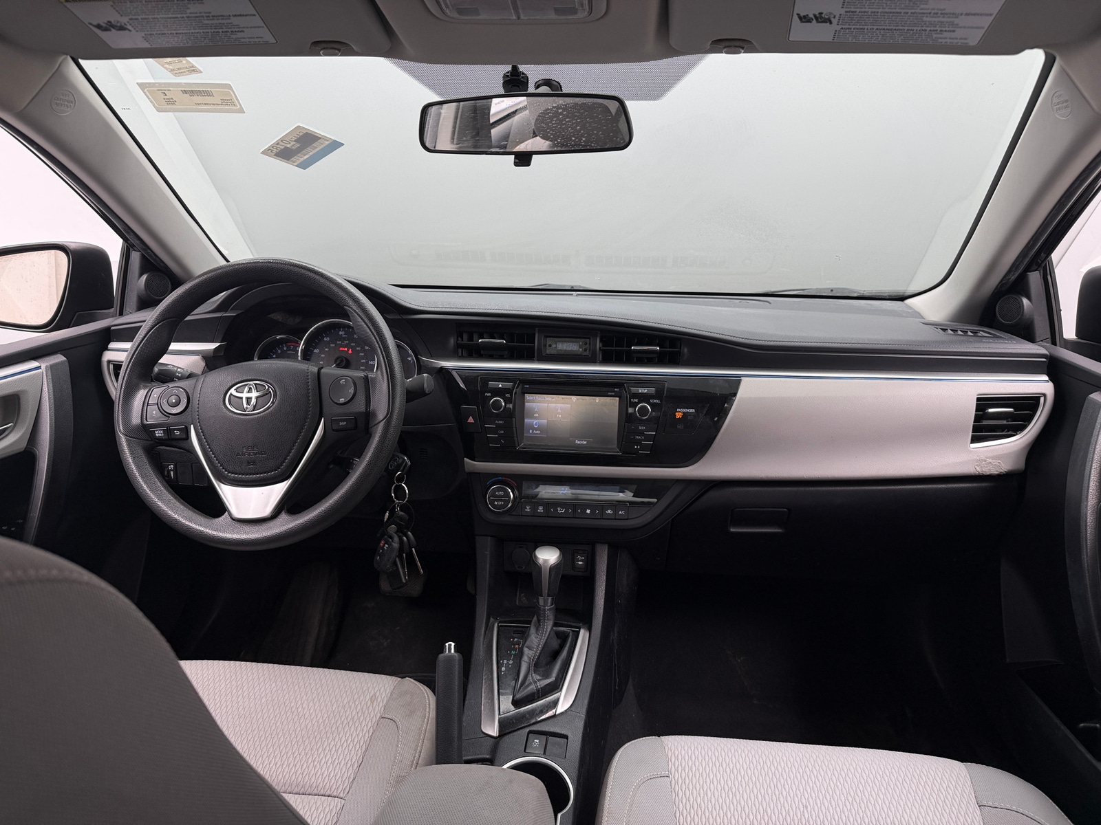 Thumbnail: 2015 Toyota Corolla - 3