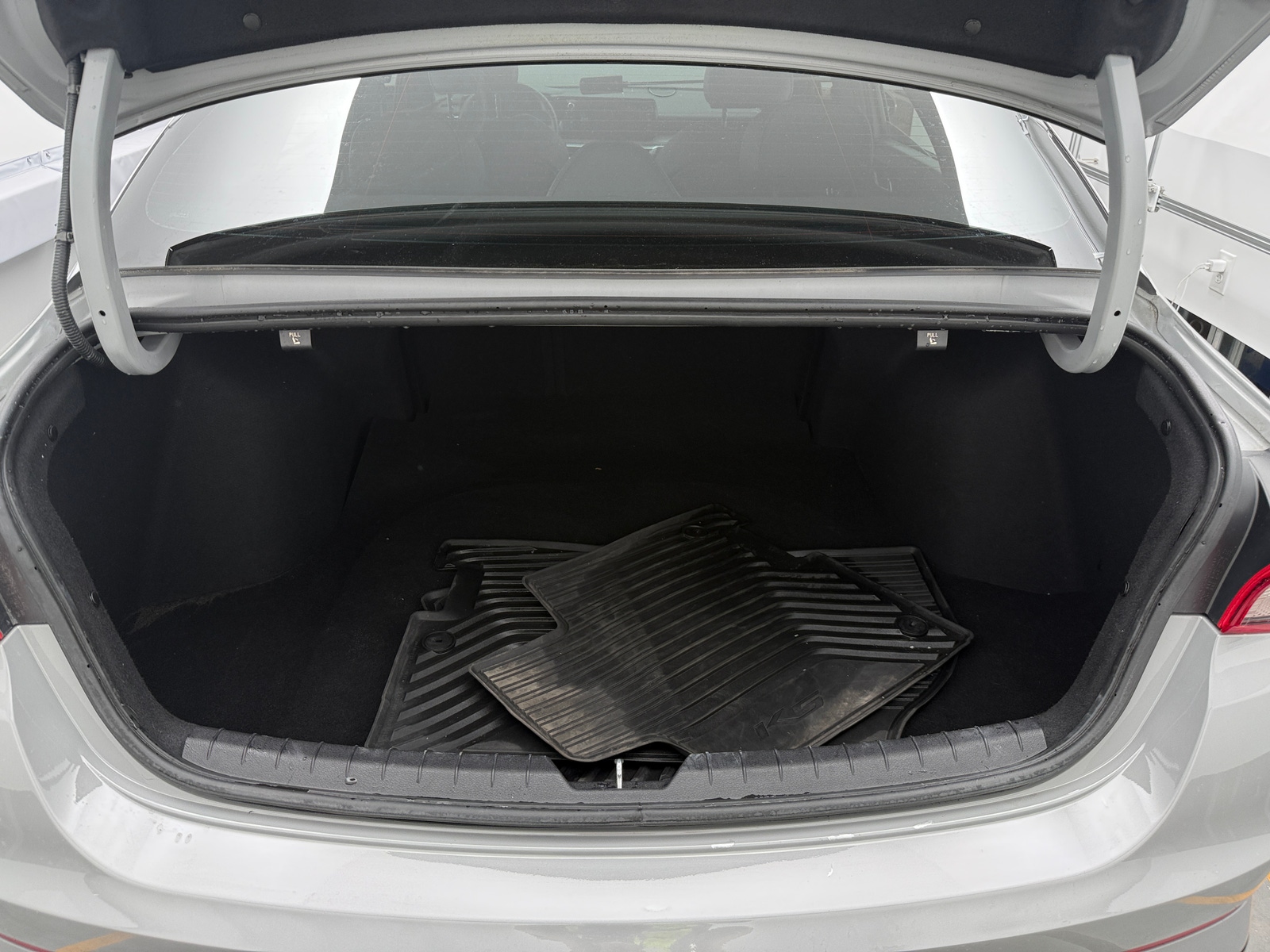 Thumbnail: 2023 Kia K5 - 6