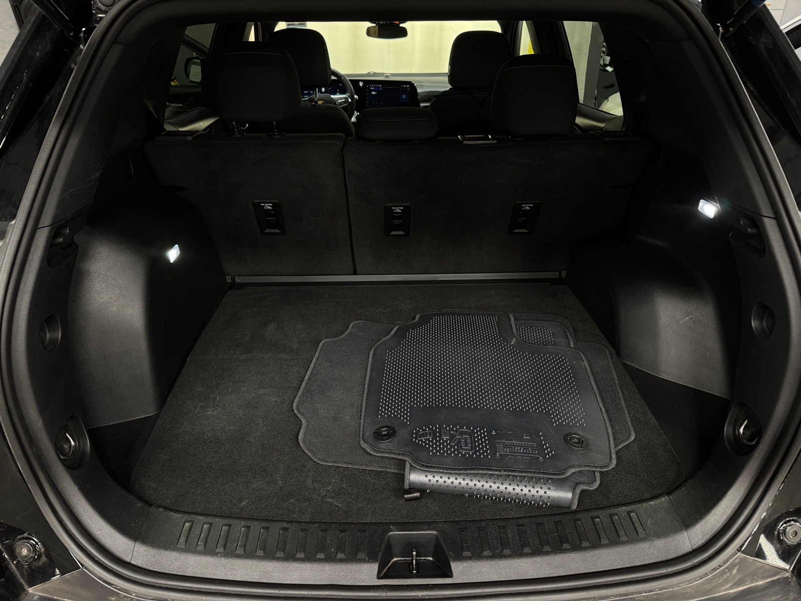 Thumbnail: 2025 Chevrolet Equinox - 7