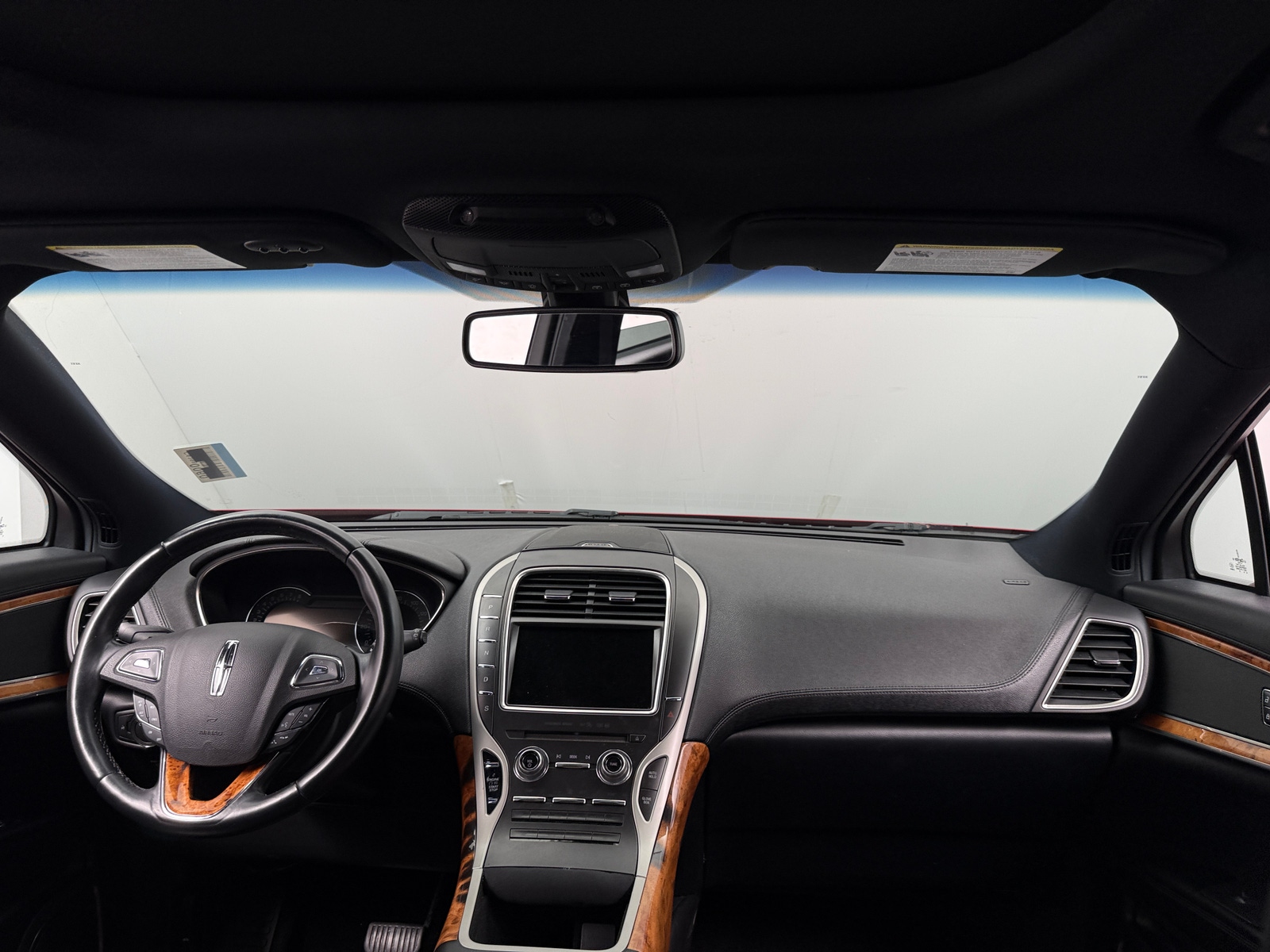 Thumbnail: 2017 Lincoln MKX - 2