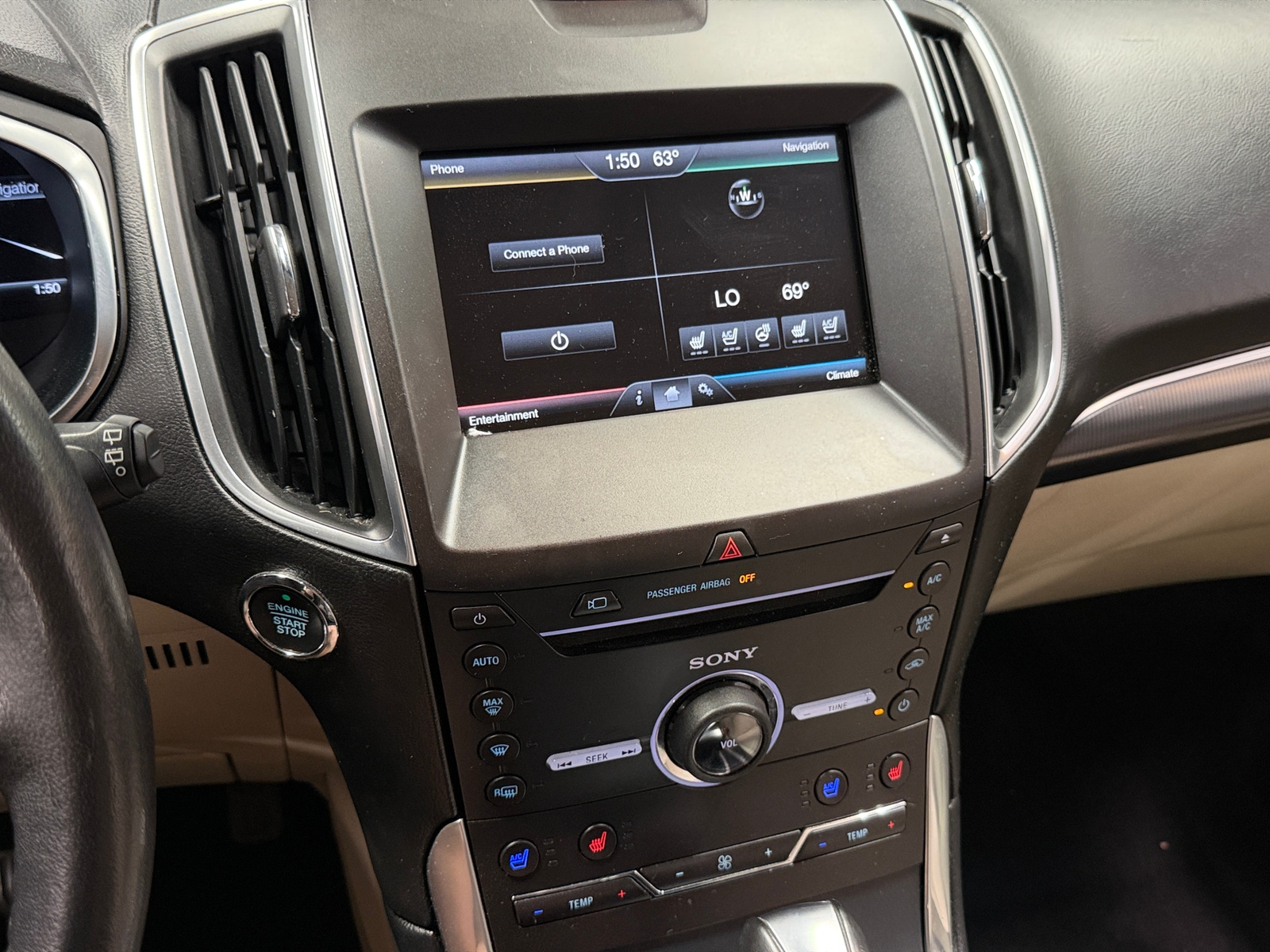 Thumbnail: 2015 Ford Edge - 3