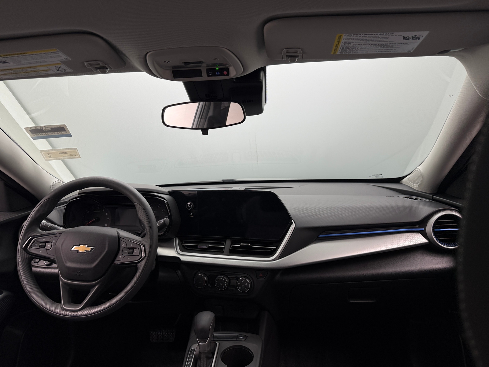 Thumbnail: 2025 Chevrolet Trax - 3