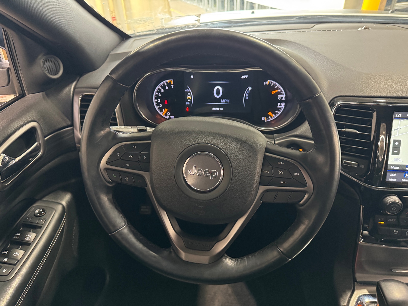 Thumbnail: 2021 Jeep Grand Cherokee - 5