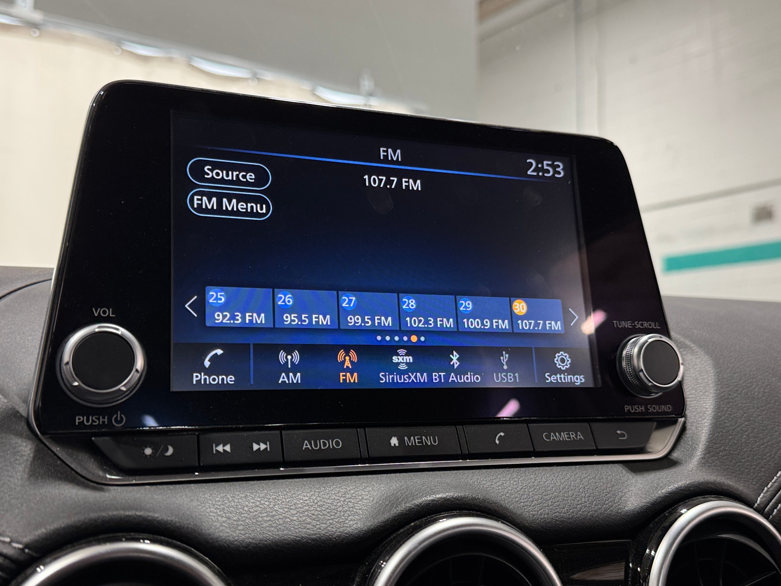 Thumbnail: 2022 Nissan Sentra - 4