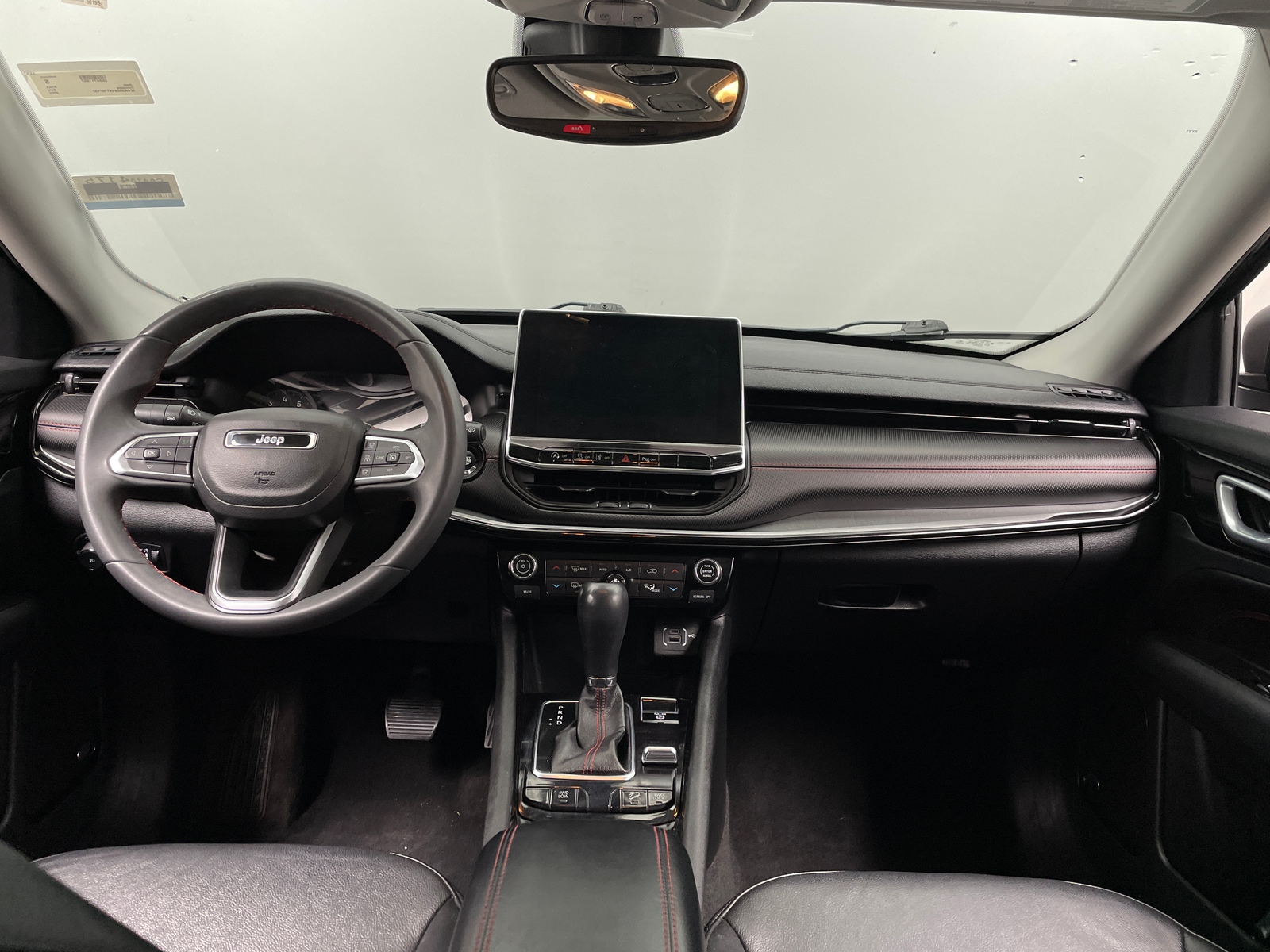 Thumbnail: 2022 Jeep Compass - 2