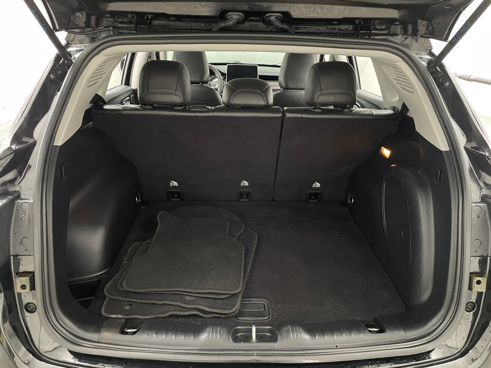 Thumbnail: 2022 Jeep Compass - 6