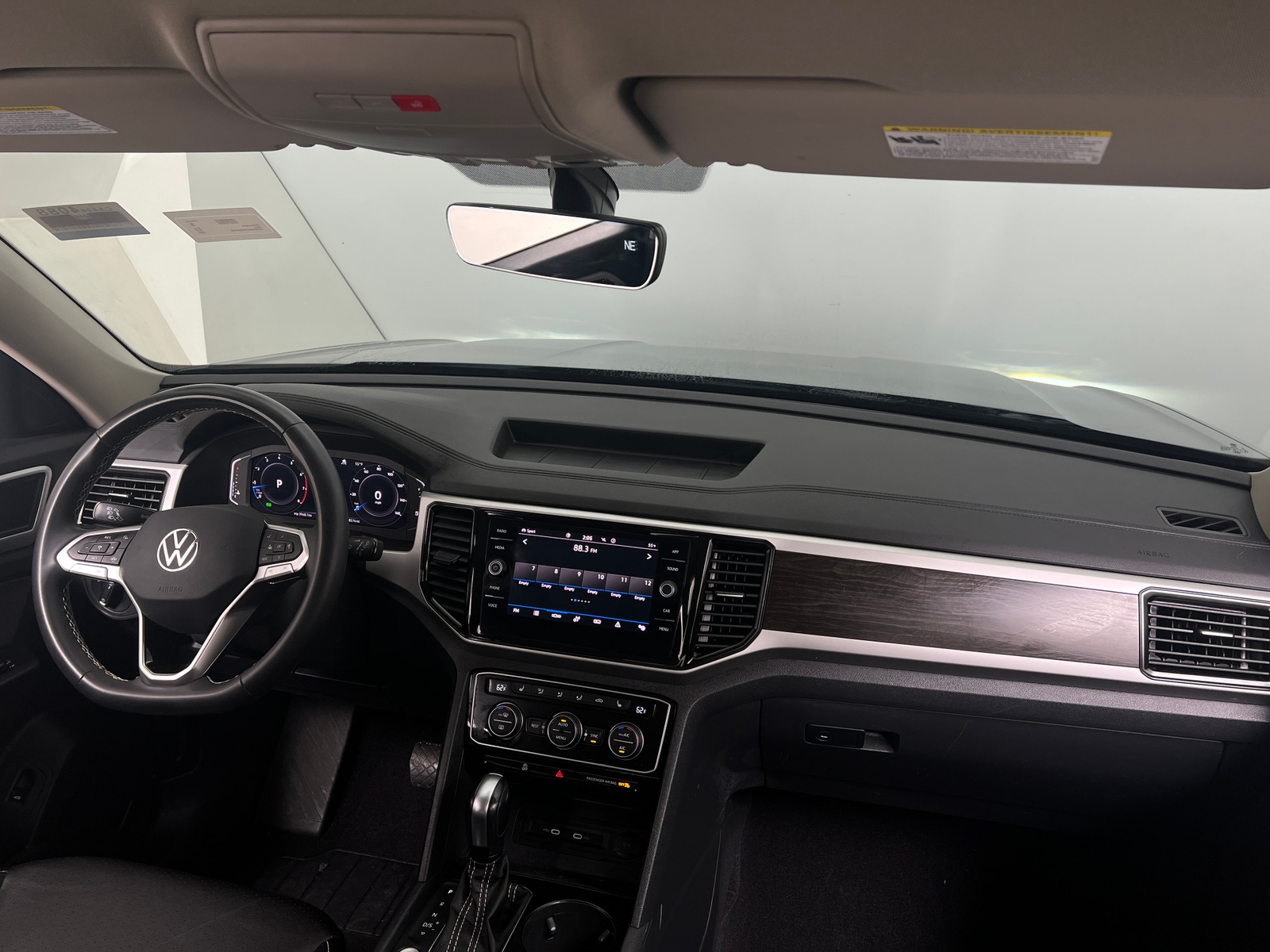 Thumbnail: 2023 Volkswagen Atlas - 2