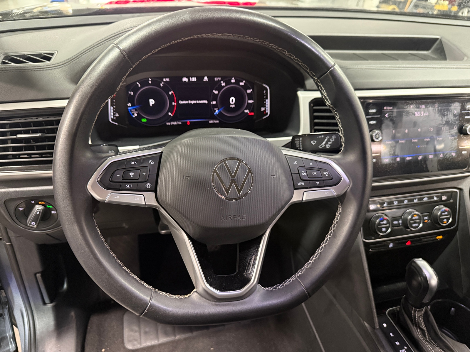 Thumbnail: 2023 Volkswagen Atlas - 4