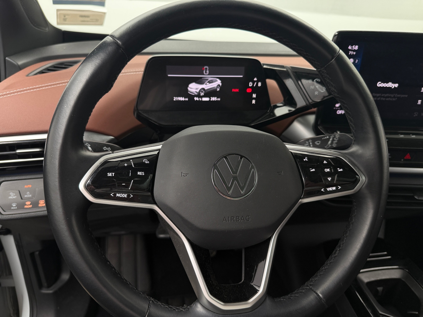 Thumbnail: 2021 Volkswagen ID.4 - 4