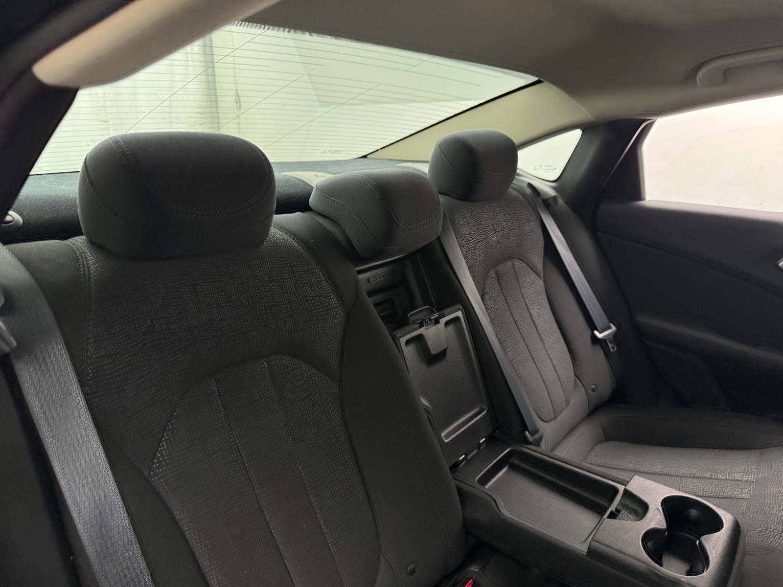 Thumbnail: 2016 Chrysler 200 - 6
