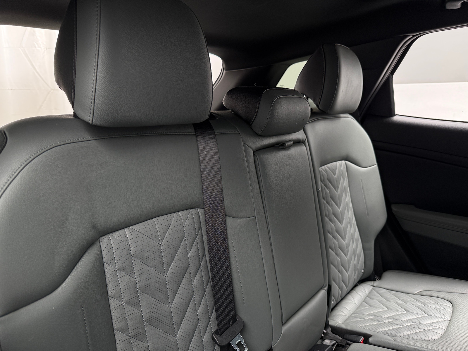 Thumbnail: 2023 Kia Sportage - 5