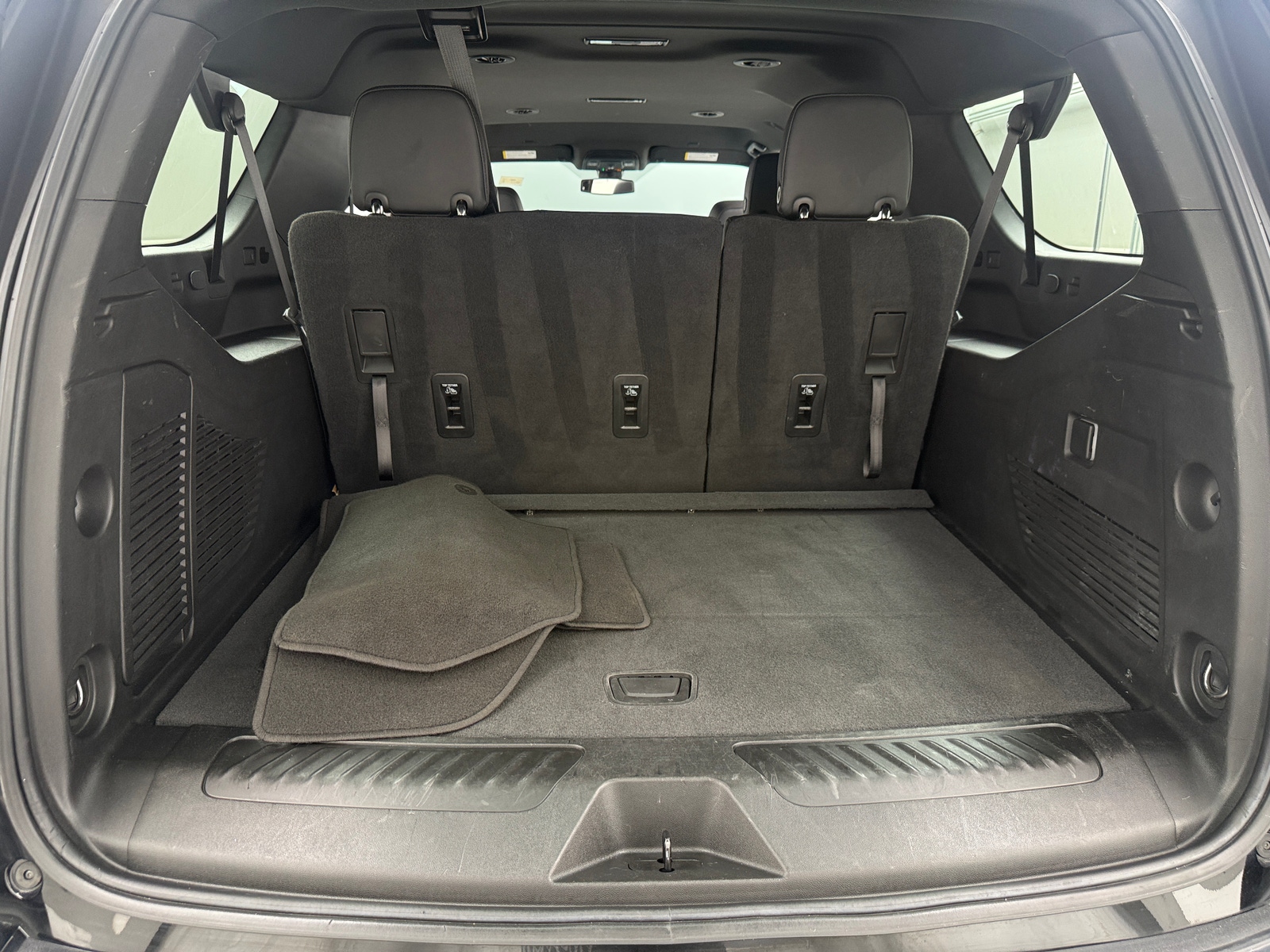 Thumbnail: 2022 Chevrolet Suburban - 6