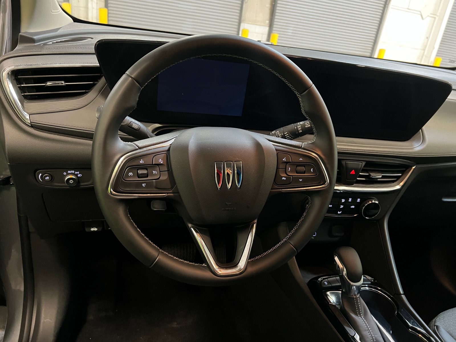 Thumbnail: 2025 Buick Encore GX - 4