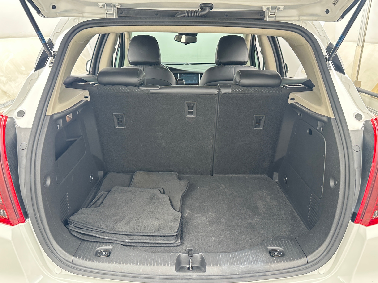 Thumbnail: 2017 Buick Encore - 6