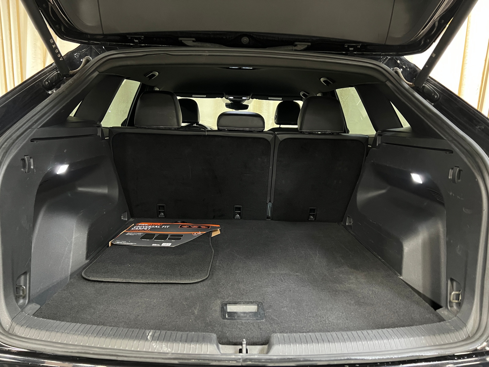 Thumbnail: 2025 Volkswagen Atlas - 6