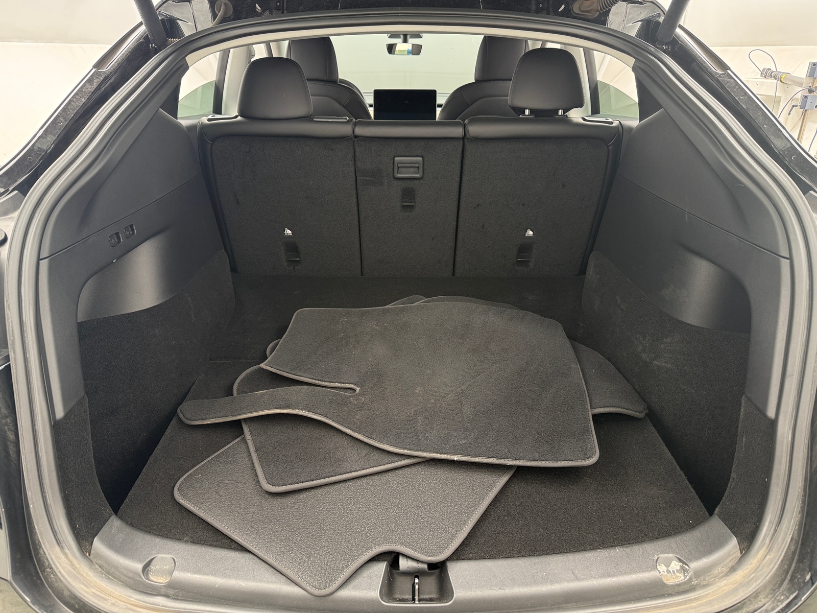 Thumbnail: 2022 Tesla Model Y - 6