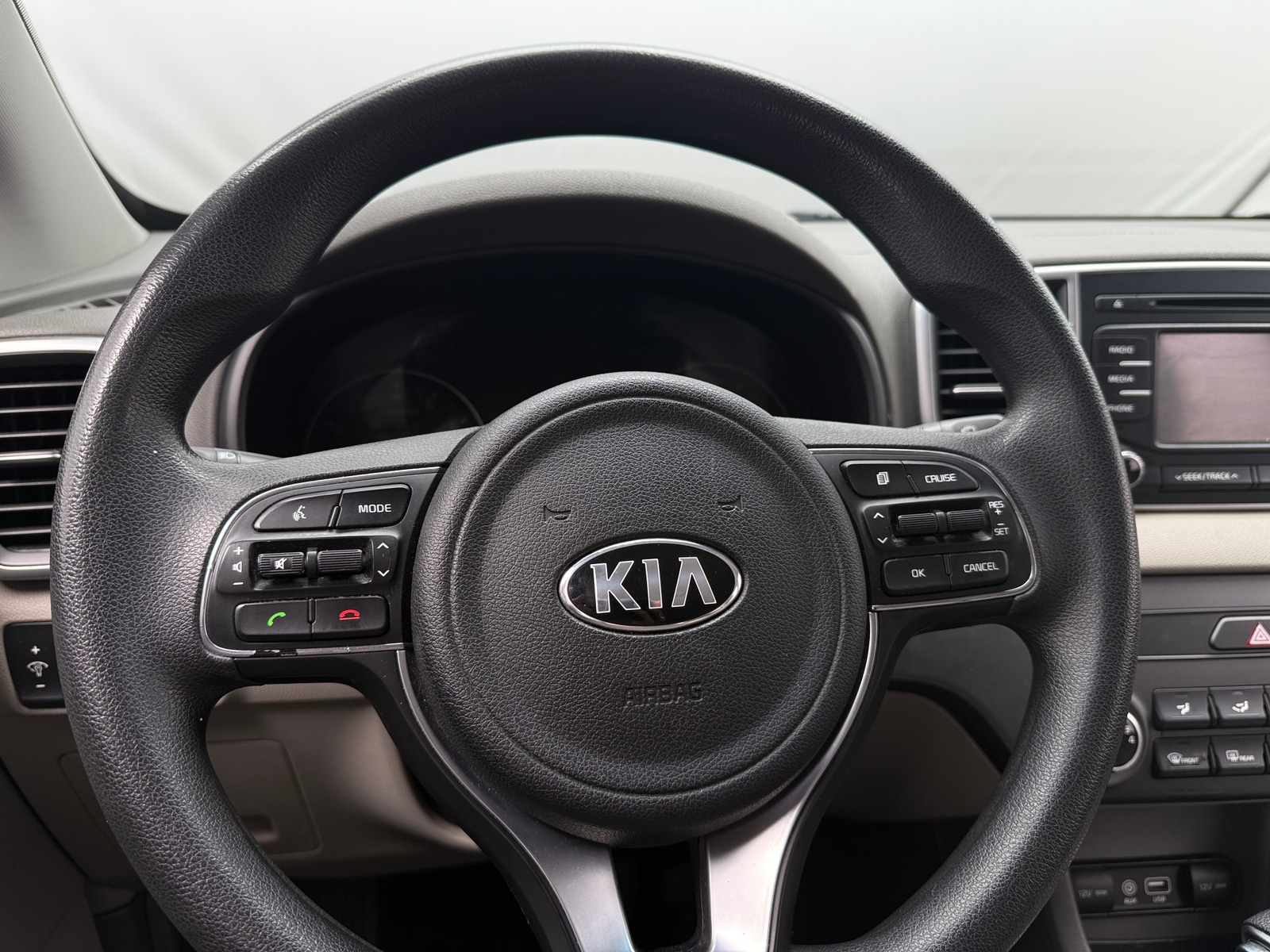 Thumbnail: 2017 Kia Sportage - 5