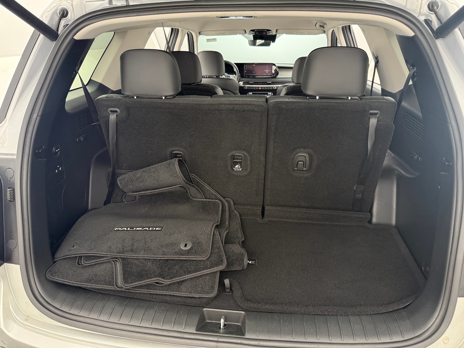 Thumbnail: 2023 Hyundai Palisade - 6