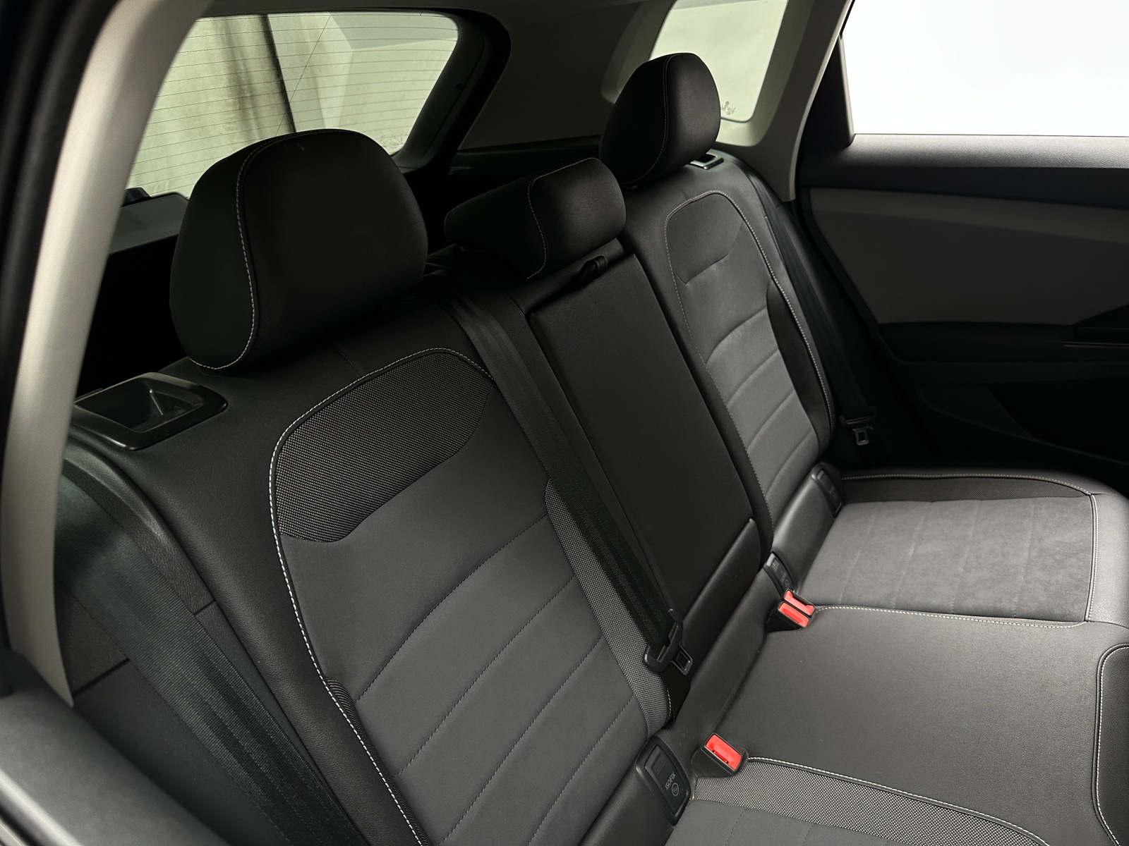 Thumbnail: 2023 Volkswagen Taos - 5