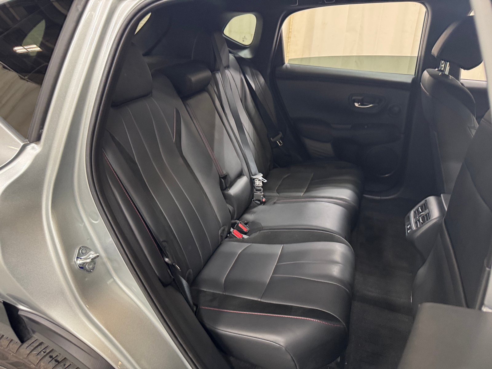 Thumbnail: 2025 Acura ADX - 5