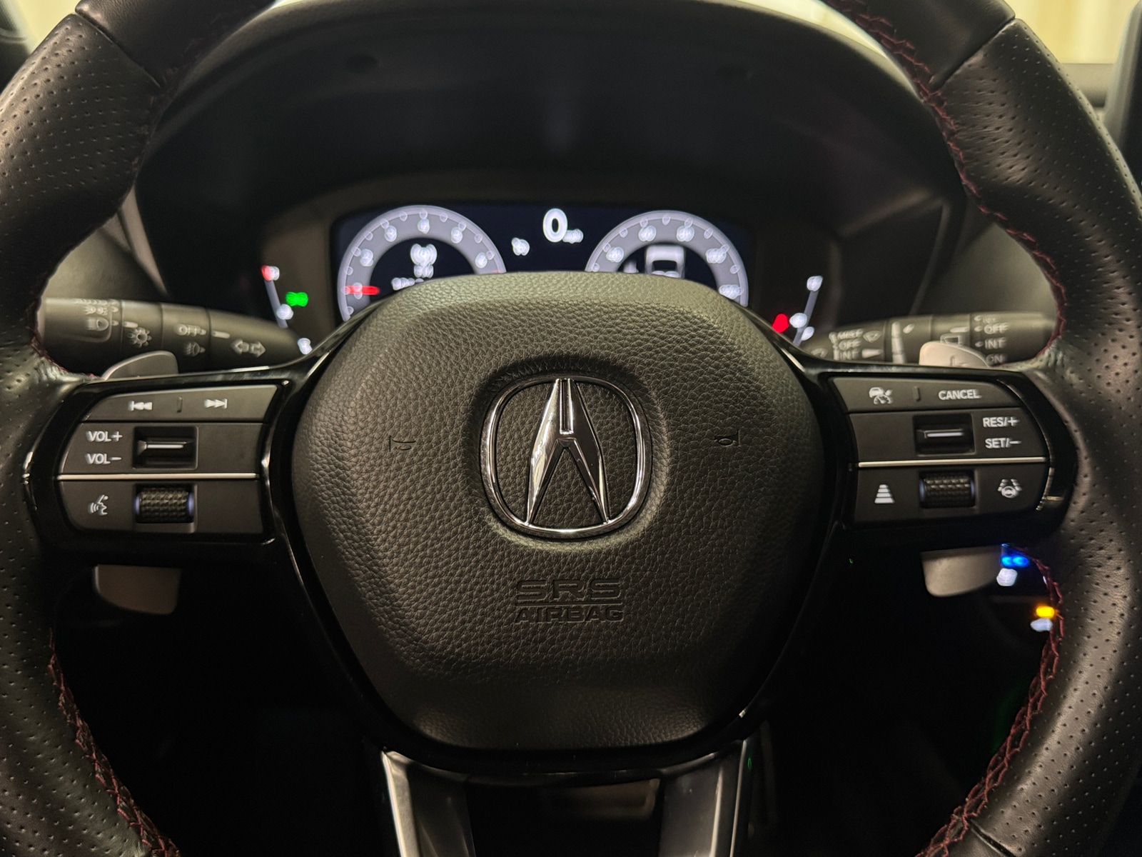 Thumbnail: 2025 Acura ADX - 4