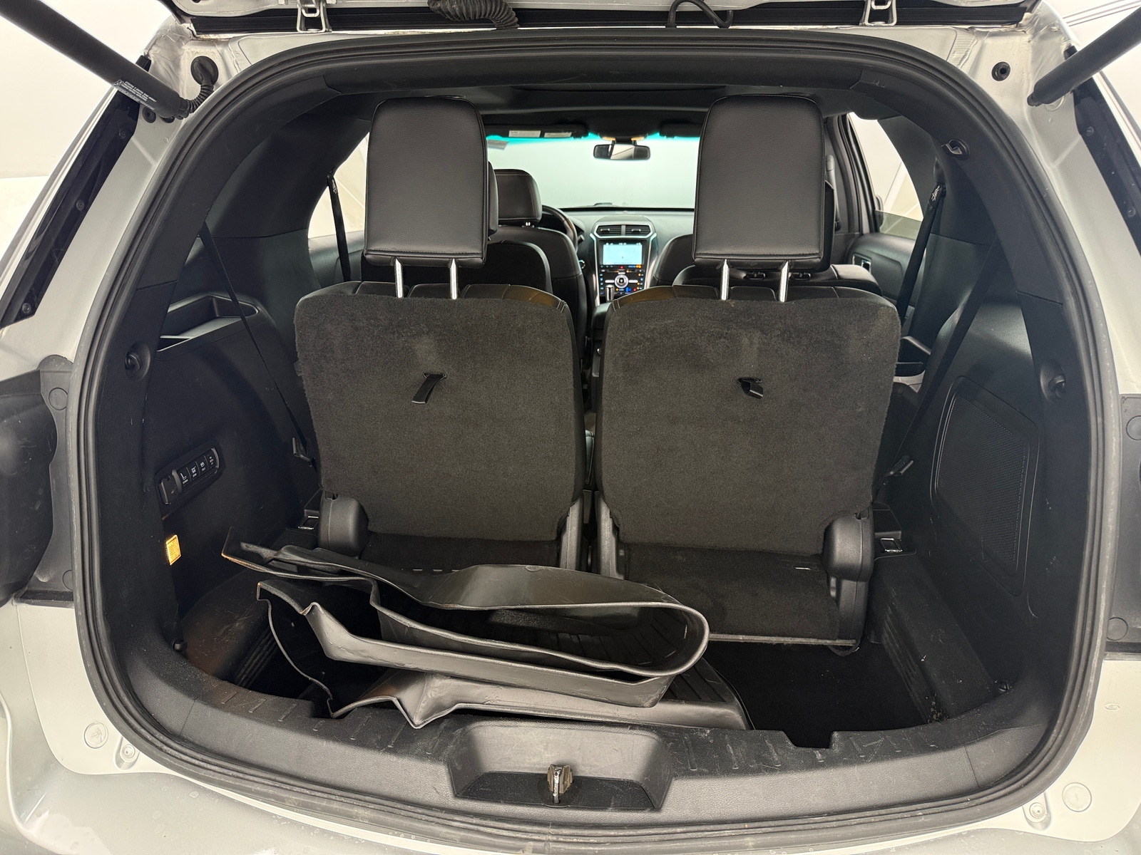 Thumbnail: 2017 Ford Explorer - 6