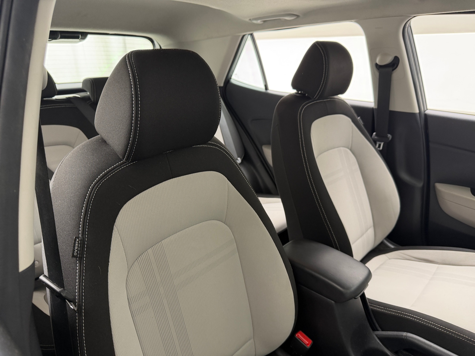 Thumbnail: 2023 Hyundai Venue - 2