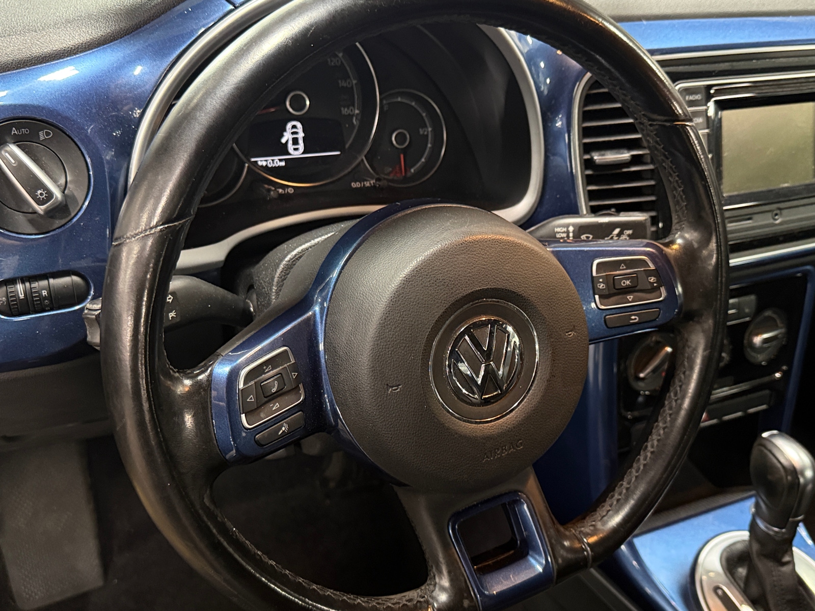 Thumbnail: 2017 Volkswagen Beetle - 4