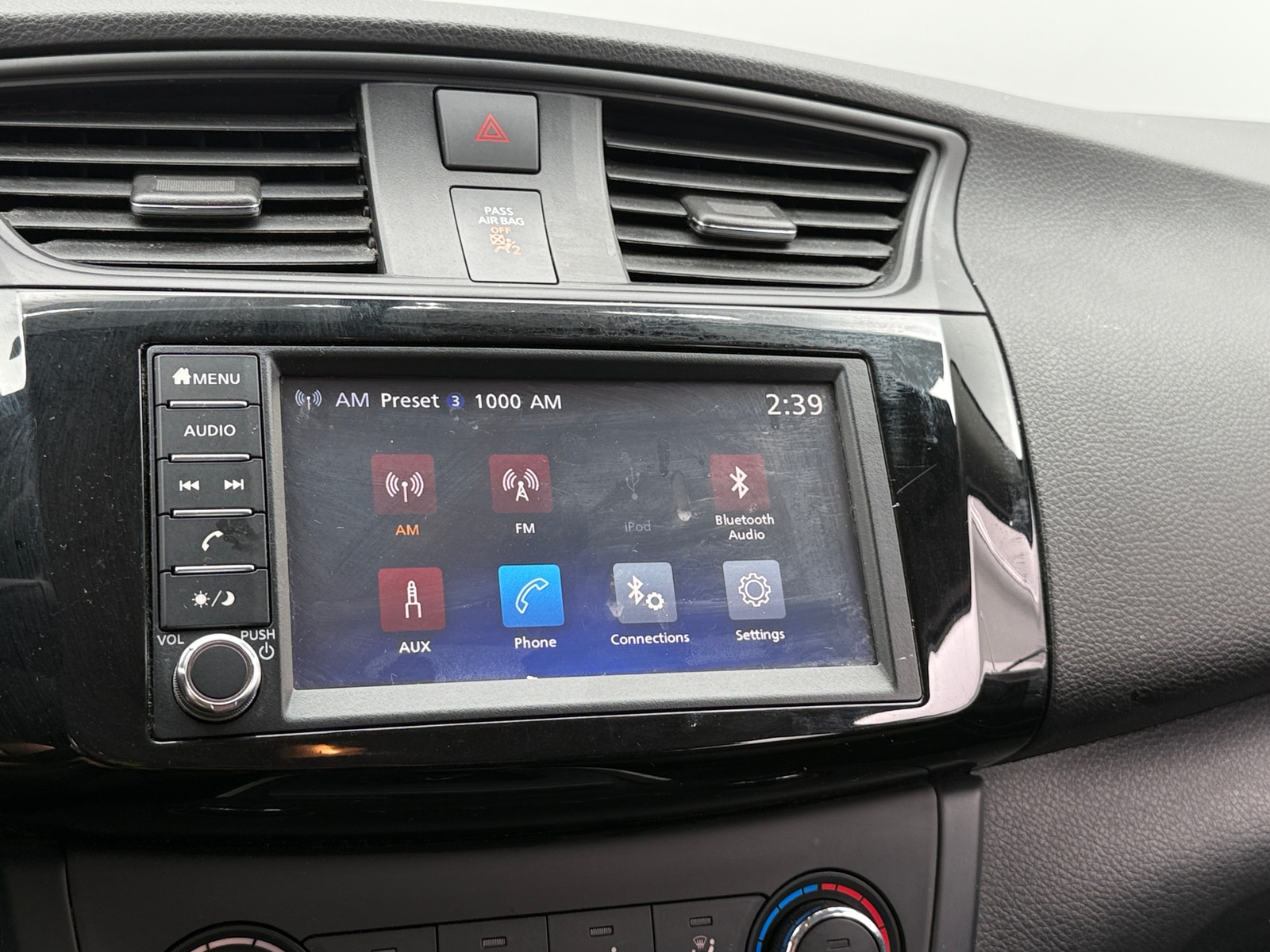 Thumbnail: 2019 Nissan Sentra - 4