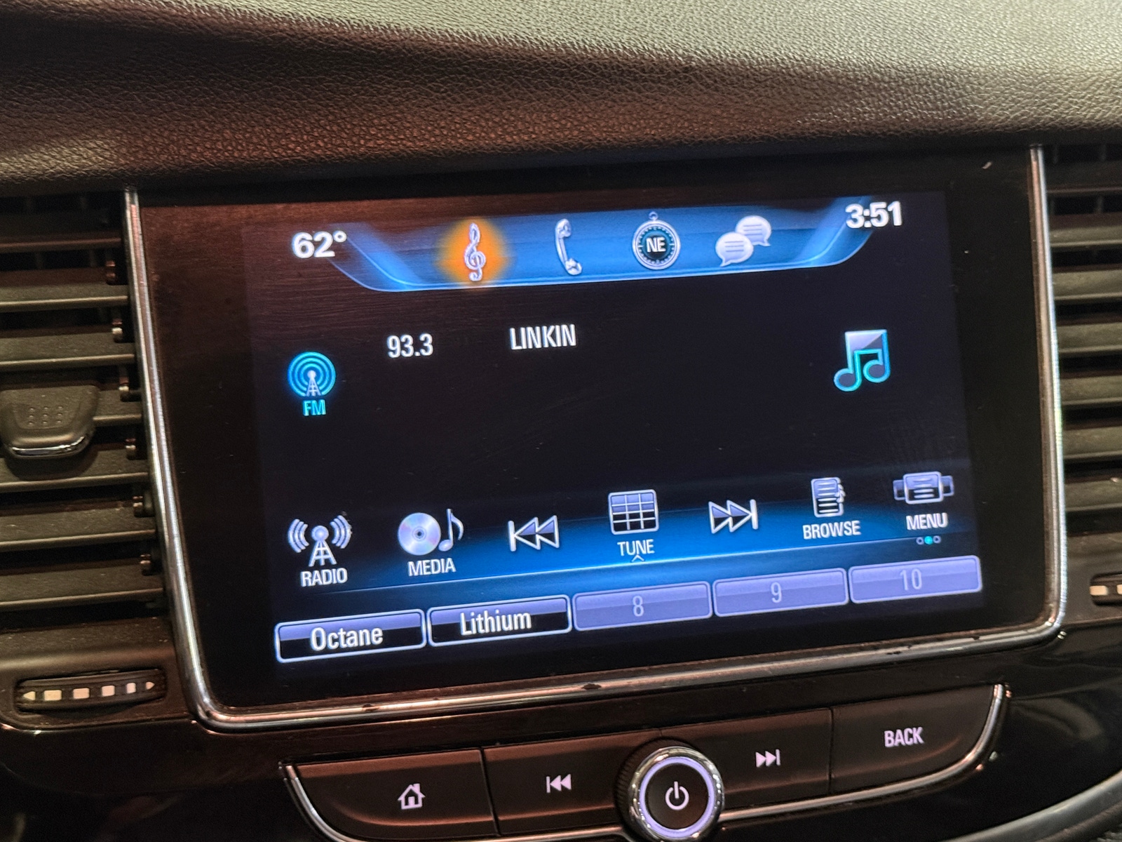 Thumbnail: 2019 Buick Encore - 3