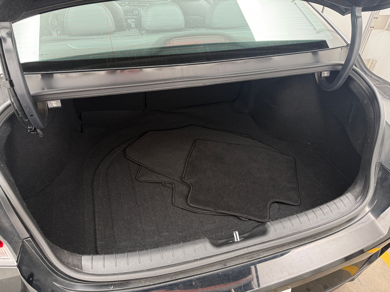 Thumbnail: 2023 Hyundai Elantra - 6