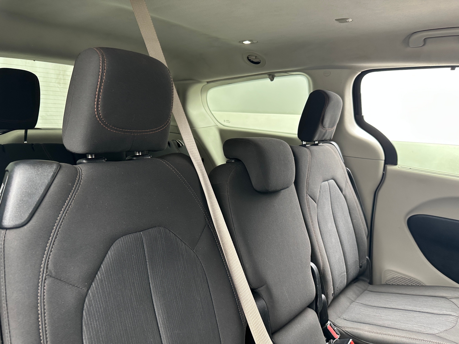 Thumbnail: 2018 Chrysler Pacifica - 6