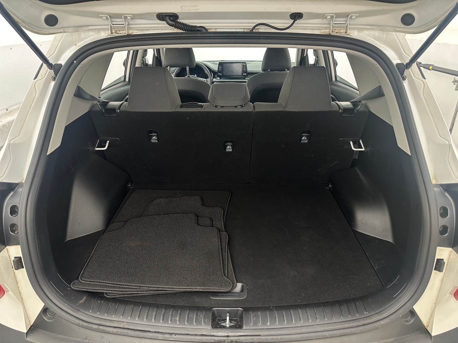 Thumbnail: 2023 Kia Seltos - 6