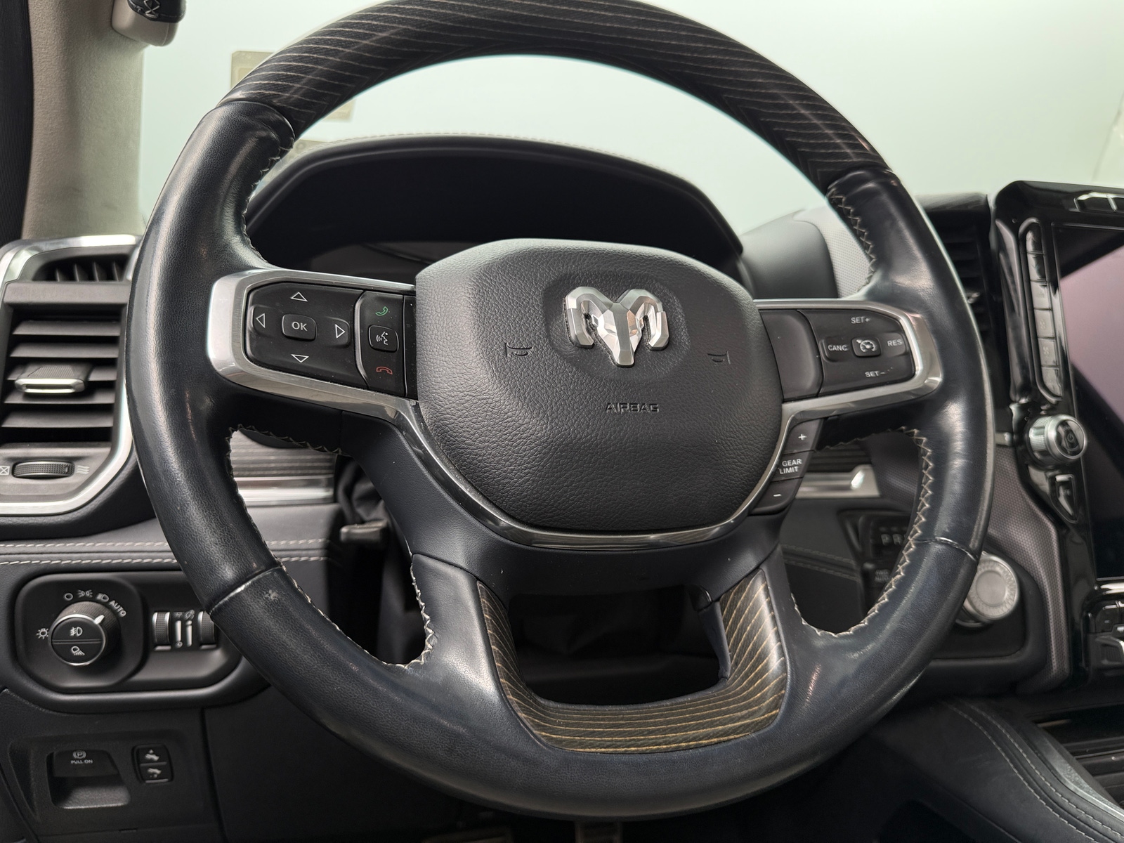 Thumbnail: 2022 RAM 1500 - 4